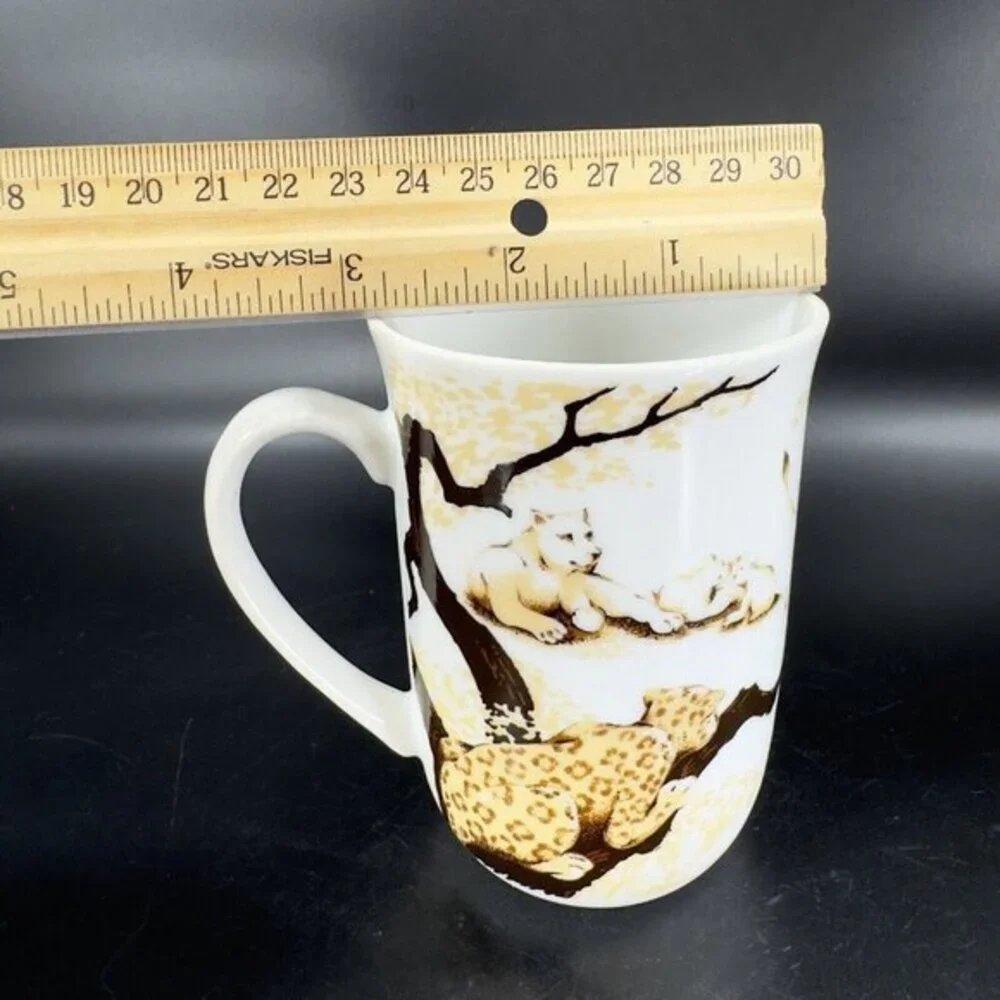 Vintage Toscany Porcelain Ranier Coffee Mug Cup 8oz Ceramic Lion Lionesses Set 2